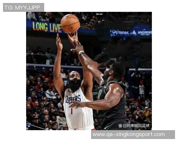 卡马拉全能表现助力球队胜利11投5中贡献13分7篮板3助攻2抢断1盖帽正负值5